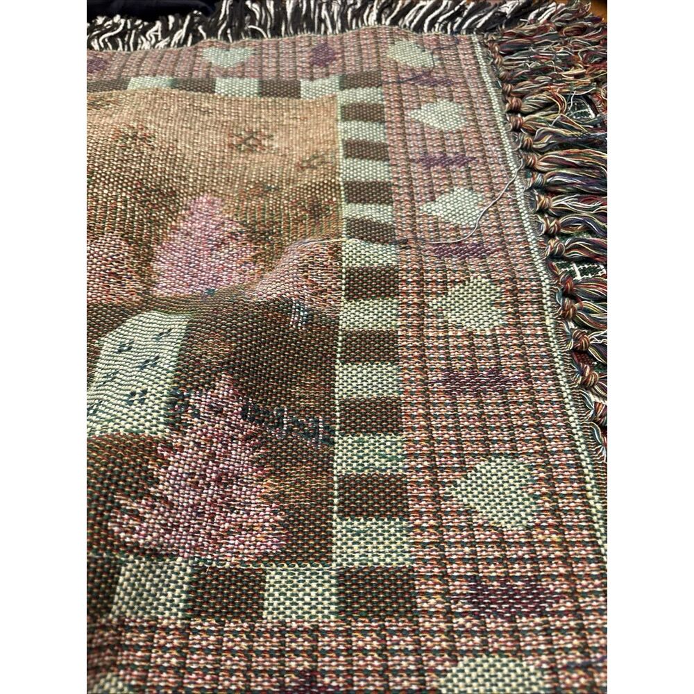 VTG Tapestry Christmas‎ Village Rug Table Runner 36x18 - Picture 3 of 3